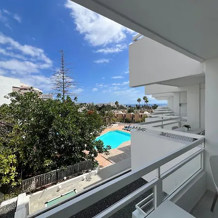 아파트호텔 Tenerife Sea View 216